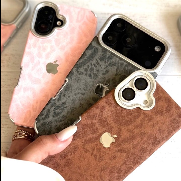 قاب Leopard Luxe