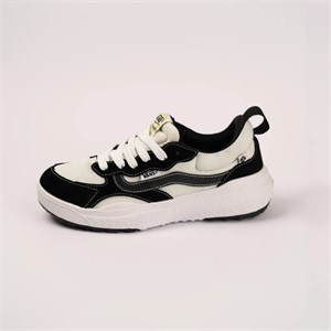 کفش ونس اولترارنج سفید مشکی/Vans ultrarange marshmallow