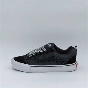 کفش ونس نو اسکول جیر مشکی/Vans Knu Skool Suede Black