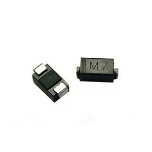 دیود 1N4007 SMD (M7) یک آمپر 1000 ولت