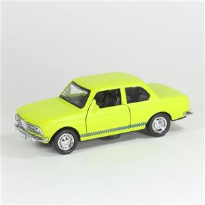 ماشین بازی مدل BMW 2002