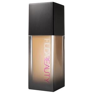 کرم پودر هدی بیوتی مدل HUDA BEAUTY Foundation رنگ Latte 300N