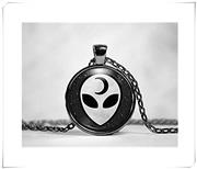 no see long time Alien Moon Necklace,Alien Necklace,Moon Jewelry,Alien Jewelry,Vaporwave Pendant Necklace,