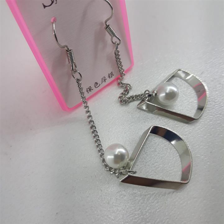 گوشواره آویز مثلثی