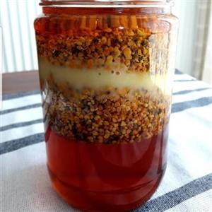 عسل آویشن گرده گل ژل رویال(عسل  مادر )
