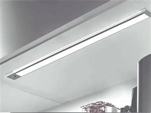 چراغ LED زیر کابینتی سری 4 با نور سرد 12وات سنسوردار 90 سانتی متری فانتونی N043 