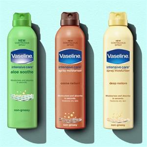 اسپری آبرسان بدن عصاره آلوئه ورا وازلین VASELINE ALOE VERA MOISTURIZER SPRAY