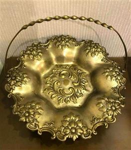 شیرینی خوری قدیمی 