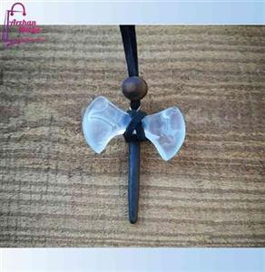 گردنبند چوب و رزین طرح تبر