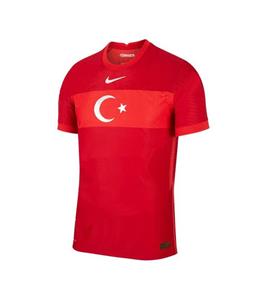 لباس اول تیم ملی ترکیه ۲۰۲۱ 