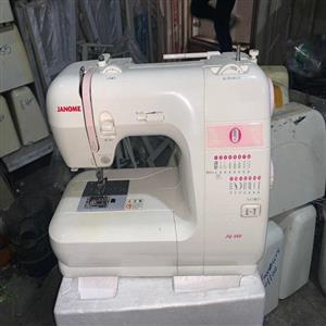 چرخ خیاطی ژانومه مدل JQ460