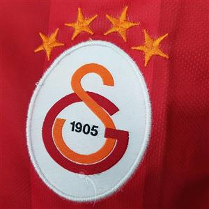 پیراهن اول گالاتاسرای  Galatasaray Home Soccer Jersey 2015 - 2016