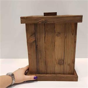 سطل چوبی چهارگوش بزرگ رنگ قهوه ای
