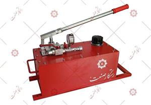 تست پمپ دستی روغن رستگار صنعت 250 بار