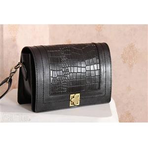 کیف چرمی دوشی زنانه کد 03