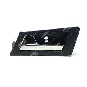 دستگیره درب بازکن بیرون جلو راست شرکتی ایساکو دنا