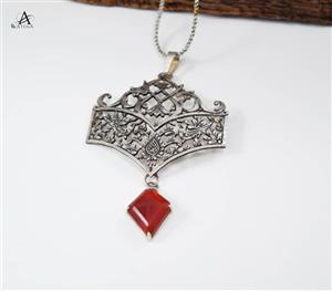 گردنبند طرح پرواز