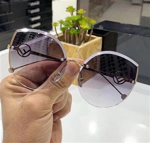 عینک آفتابی بلوکات گربه ای مدل فندی