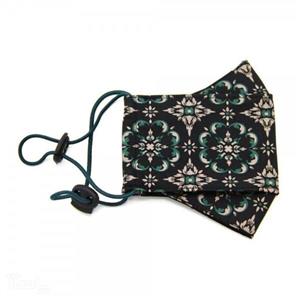 ماسک پارچه ای چهار لایه طرح کاشی سبز و کرم آپامه FABRIC FACE MASK