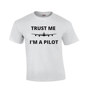 تیشرت خلبانی طرح trust me i’m a pilot 