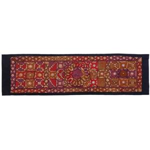 رومیزی سوزن دوزی کد SOOZRA22