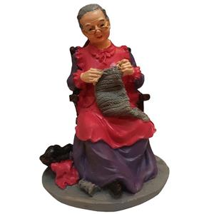 مجسمه لیلپار طرح پیر زن مدل DGN-0052