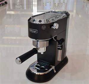 اسپرسوساز دلونگی مدل EC680 Delonghi EC680 Espresso Maker