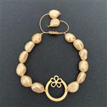 دستبند طلا 18 عیار زنانه الماسین آذر طرح گل کد TANAZGOL03