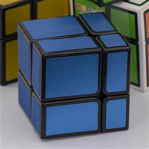 روبیک 2×2 حجمی رنگی