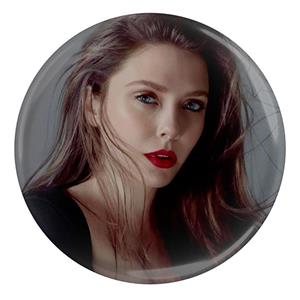 پیکسل طرح بازیگر الیزابت اولسن اسکارلت ویچ مدل S6139