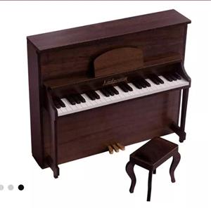 ماکت دکوری کادووین طرح پیانو مدل P01