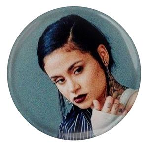 مگنت طرح خواننده کهلانی اشلی پریش مدل S7525