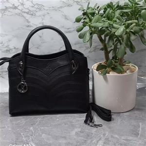 کیف دوشی زنانه مدل قایقی