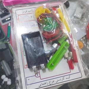 کیت آموزشی مدل کاردستی چراغ راهنمایی