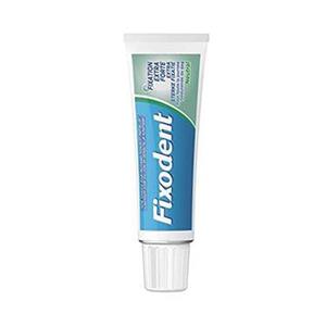 چسب دندان مصنوعی فیکسودنت مدل  Strong Hold وزن 40 گرم