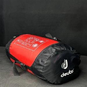 کیسه خواب دیوتر مدل LIGHT PEAK کد 002