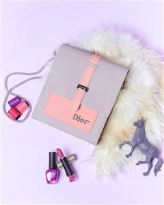 کیف پاسپورتی زنانه دیور کد ۱۳۴۷