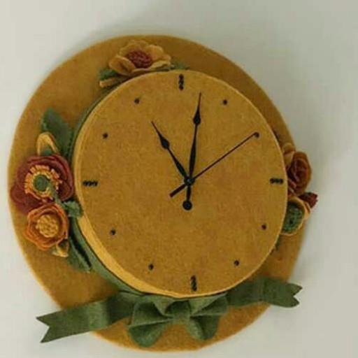 ساعت دیواری نمدی
