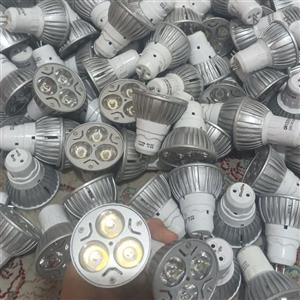 لامپ هالوژن 3 وات مدل 220V