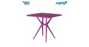 میز مربع تیکا