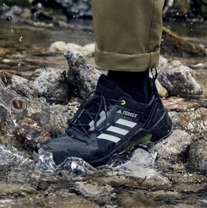 کفش کوهنوردی، پیاده روی و طبیعت گردی اورجینال آدیداس ترکس کونتاگریپ و گورتکس Adidas Terrex  R3 Gore-Tex FW2770