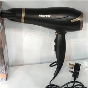 سشوار جیپاس GEEPAS GH8643