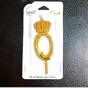 شمع تولد مدل تاجدار طرح عدد 0