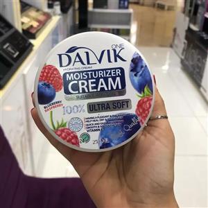 کرم مرطوب کننده دالویک وان مدل بلوبری رازبری حجم 250 میلی لیتر