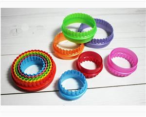 کاتر شیرینی پزی لوازم قنادی پسته طرح گرد مدل ST115 مجموعه 5 عددی