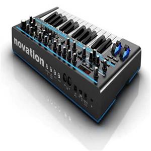 سینتی سایزر Novation Bass Station II