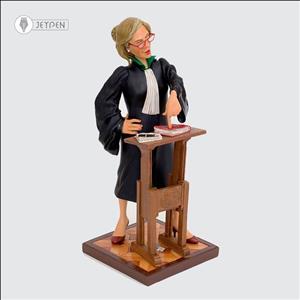 مجسمه فورچینو خانم وکیل Lady lawyer o85514
