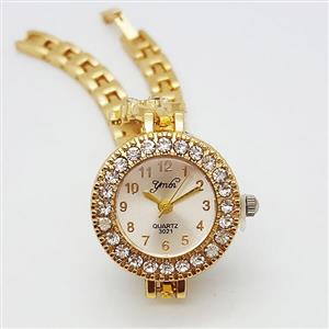 ساعت مچی زنانه نگین دار دستبندی