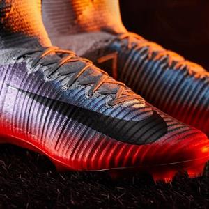 کفش فوتبال نایک مدل Mercurial Superfly V CR7