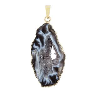 آویز گردنبند اقلیمه کد VB52